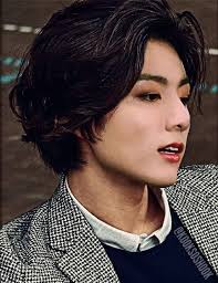 Jungkook Long Hair 2019 Google Search Jungkook Long Hair Styles Foto Bts