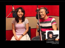 Se hizo famoso por un blog que publicitaba sus actividades sexuales con su novia, y luego se volvió polémico tan, un malayo de ascendencia china , era estudiante de derecho en la universidad nacional de singapur. Alvin Tan And Vivian Lee Responded To Red Fm