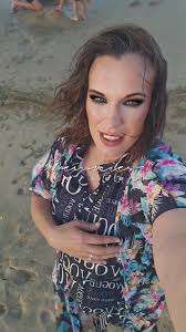 Nicci Fourie (@niccinaxsfourie)'s videos with Tyd Staan Stil