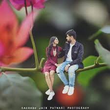 Concept Miniature Photo Of This Lovely Couple Contact 919001234111 For Creative Prewedding Photography Wedding Couple Poses Photography Miniature Photography