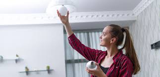 Tienda online de iluminacion de leds, disponemos de un amplio catálogo de luces led concretamente bombillas de led a un precio de coste muy por debajo de lo que habitual. Bombillas Led Funcionamiento Duracion Y Ahorro Endesa