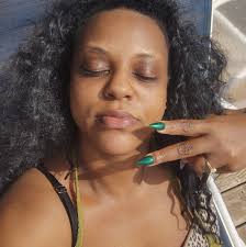 Length vs Girth: Women's Preferences