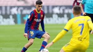 Barcelona midfielder pedri was called up to the spain squad for the first time on. Pedri Injury Update Barcelona Star To Be Out For Few Weeks After Leaving Sevilla Win On Crutches Latestly