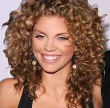 Natural Curly Hairstyles For White Women Google Search Long Natural Curly Hair Curly Hair Styles Hair Styles