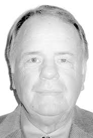 Students lend help during holidays