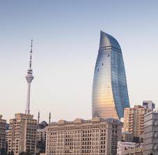Aserbaidschan und armenien werfen sich gegenseitig massiven beschuss vor, sogar in einem wohngebiet sollen menschen getötet worden sein. Baku Aserbaidschan Ubt Den Aufbruch In Die Moderne Welt