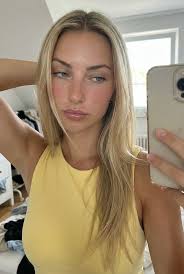 Leyla con o sin maquillaje, eres mi linda hermosa té amo