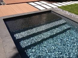 Piscine A Escalier Banquette Vancia Piscines Concept Escalier Piscine Deco Piscine Piscine Rectangulaire