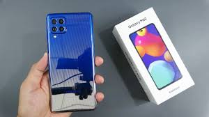 It is available in three different color variants like laser green, laser gray, and laser blue. Samsung Galaxy M62 Unboxing Exynos 9825 Camera Antutu Gaming Youtube
