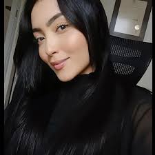 Manuela Hurtado Garcia (@manuelahurtado25) • Instagram photos and videos