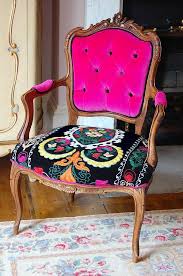 Man I Need A Cool Old Chair To Re Upholster Reupholsterchair Uniquechair Upholstered Chairs Old Chair Victorian Chair