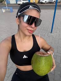 10KM pra começar bem esse sabadão, finalizando a semana no foco!!!  🙌🏻🏃🏽‍♀️‍➡️❤️‍🔥🧠⚡️🔋