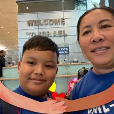 Ibinida ni Pia Wurtzbach ang kanyang zebra-print swimwear habang  nagbabakasyon sa Greece. 📷: @piawurtzbach