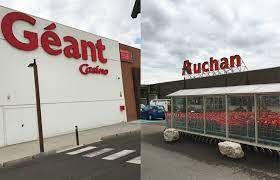 Panneaux d'informations ville et publicité éteints la nuit. 2019 Aucun Risque De S Ennuyer 1 Olivier Dauvers