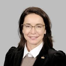 Marie Plourde's Instagram, Twitter & Facebook