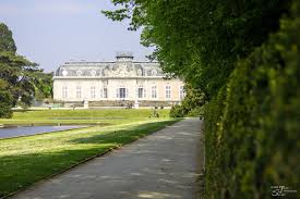 Schloss Benrath In Dusseldorf Dusseldorf Duesseldorf Benrath Benratherschloss Benratherschlosspark Jeanipedia Jeans Schloss Benrath Schloss Schlosspark