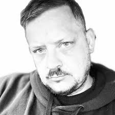 Hi guys was after advice if ok to ask microcat mk2 has spectrum handset 2.4  ghz dosnt link up to boat the boats light keep flashing like 2-3 blinks The  handset power