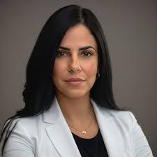 Nikki Lafave's Instagram, Twitter & Facebook