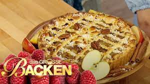 Das siegerbuch zur erfolgreichen show „das große backen trumpft wieder das große backen deutschlands bester hobbybäcker. Tompouce Blatterteig Schnitten Es Wird Touriert Aufgabe Das Grosse Backen 2020 Sat 1 Youtube