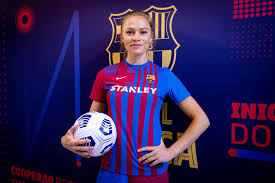 Fridolina has represented fc barcelona since 2021. Fridolina Rolfo Signs Until 2023