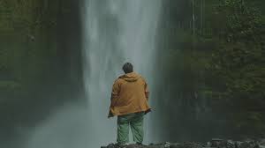 A recluse with a glittery flair, he can't stop dwelling on the past, but what will happen once someone finally listens? Nobody Knows I M Here 2020 Tribeca Film Festival Tribeca