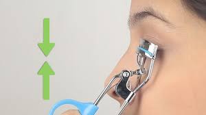 But regardless of which option you choose, clean your eyelash curler between uses. 4 Ways To Curl Your Eyelashes Wikihow