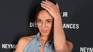 Tout va bien, chez albin michel Agathe Auproux Tpmp Abgefeuert Sie Gleicht Alles Aus Und Macht Erschutternde Enthullungen Uber Cyril Hanouna Nach Welt
