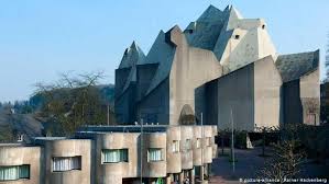 Ein neues rathaus als politisches und städtebauliches zeichen für das selbstbewusstsein der stadt bensberg: Kunstler Unter Den Architekten Gottfried Bohm Wird 100 Kultur Dw 23 01 2020