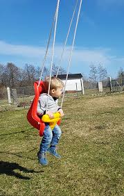 Wir geben tipps zur perfekten schaukel für ihren garten! Pin Auf Kinderschaukel Babyschaukel