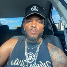 C. Wesley Willis (@dubnifico)