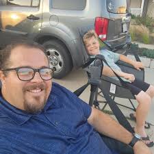 Clinton Shipp's Instagram, Twitter & Facebook