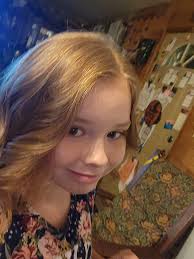 My name is kyndal and I live in the USA looking for a pen pal