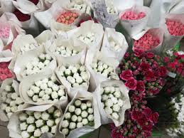 Gubahan bunga dalam pasu siapa yg perlu hadir mereka yang tiada asas dalam. Lee Wah Florist Petaling Street Farhana Jafri