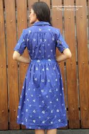 Kain ini pada perkembangannya sudah menyasar ke banyak model. 38 Jumputan Ideas Batik Kebaya Batik Batik Dress