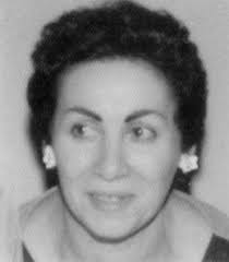 Yo soy hija de Vilma Carboni Malavassi, mi papá es José Joaquín Quesada  Cháves.