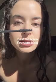 Descubre Thrive Causemetics: La máscara de tus sueños