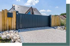 Prix portail coulissant pvc 4m. Kostum Portail Et Cloture Sur Mesure En Aluminium Et Pvc Garde Corps
