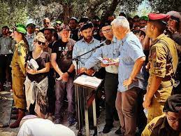 אני שולח תנחומים למשפחת טביב ומשתתף בצער כל המשפחות שאיבדו את יקיריהן ביומיים האחרונים. 310ivw Hswmibm