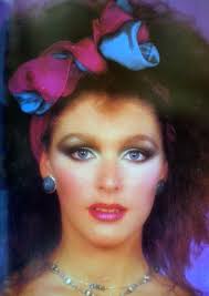 Die 80er jahre frisuren ließen alles bisher da gewesene hinter sich. Die Schrillsten Frisuren Der 80er Jahre
