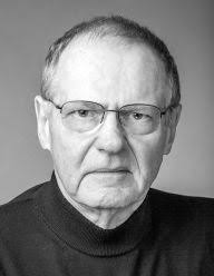 Mexican Hat (Kevin Kerney Series #2) by Michael McGarrity, Paperback