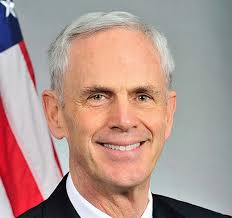 John Bryson, Alleged Hitting-and-Running Commerce Secretary, Takes Medical  Leave