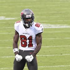 The tampa bay buccaneers have already signed all 22 starters back from their super bowl campaign last season, and now they have added another big piece for depth. Ykbvwlhhj4ts7m