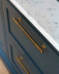 Then we aligned the rest and centered the larger fridge appliance pull since it was a couple of inches longer. Top 70 Best Kitchen Cabinet Hardware Ideas Knob And Pull Designs