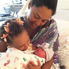 It S A Boy For Ayesha And Stephen Curry The Food Network Star Shared The News On Instagram That She And Her Nba Player Husband Welcomed A Son To Their Family O