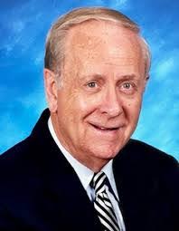 Earl Slayton's Instagram, Twitter & Facebook