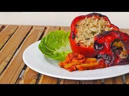 Griechische Yemista Gefullte Paprikaschoten International Vegan Rezept Rezepte Gefullte Paprika Im Ofen Vegetarier