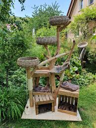 Baum Bjarne In 2020 Katzenspielzeug Selber Machen Selbstgebauter Kratzbaum Diy Gartendekoration