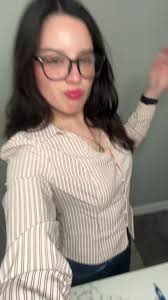 Lizbeth🖤rojo (@_eth15)