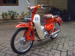 Memang jaman dahulu hingga kini, tetap banyak sekali deretan remaja atau yang sudah tua yang menyukai dengan desain sepeda motor. Kumpulan 100 Kumpulan Gambar Modifikasi Motor C70 Terkeren Kampong Motor