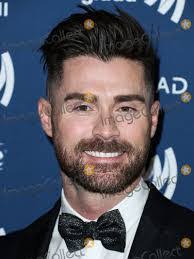 Kyle Krieger's Instagram, Twitter & Facebook